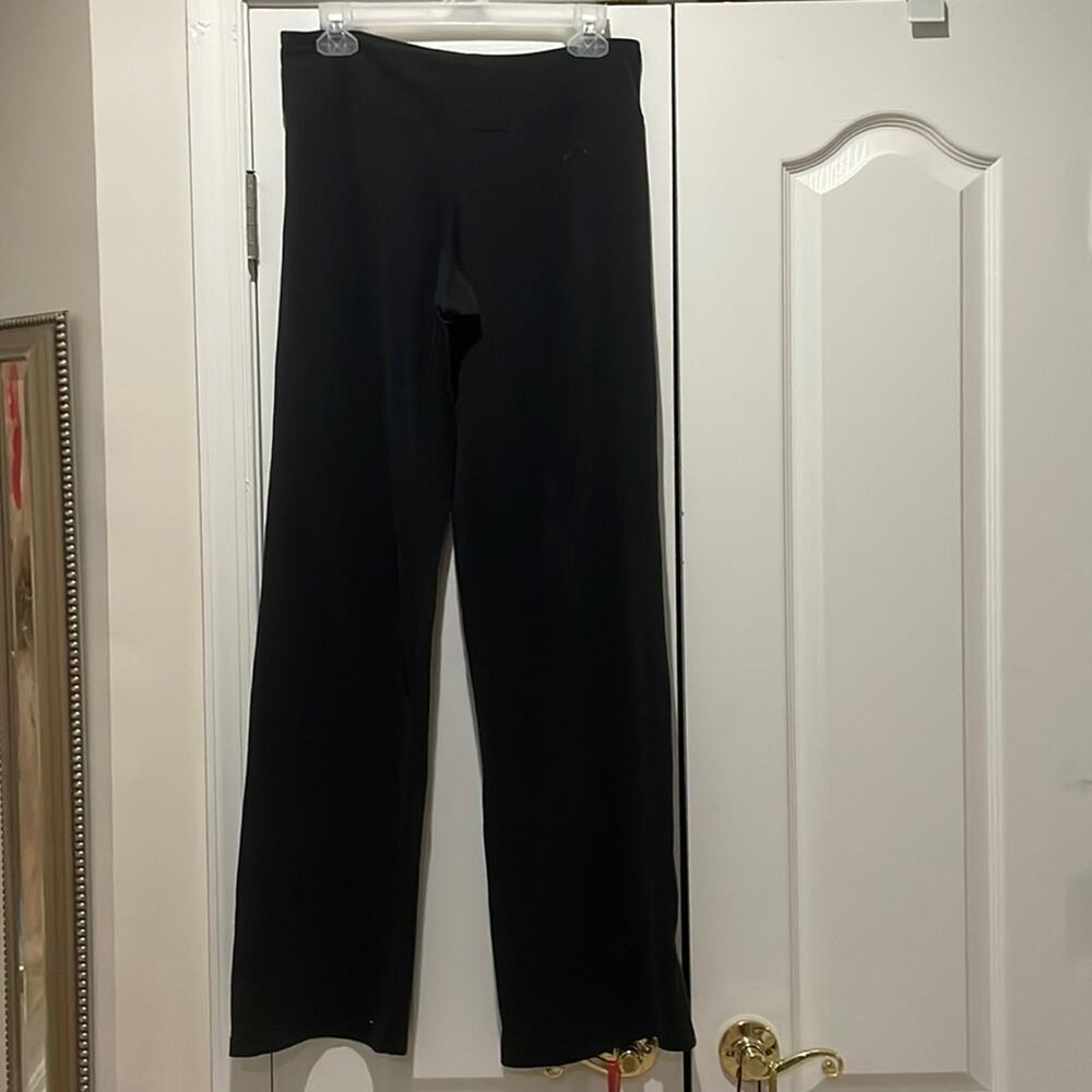 Adidas M black wide leg athletic pants euc side ankle slits for style and shoes